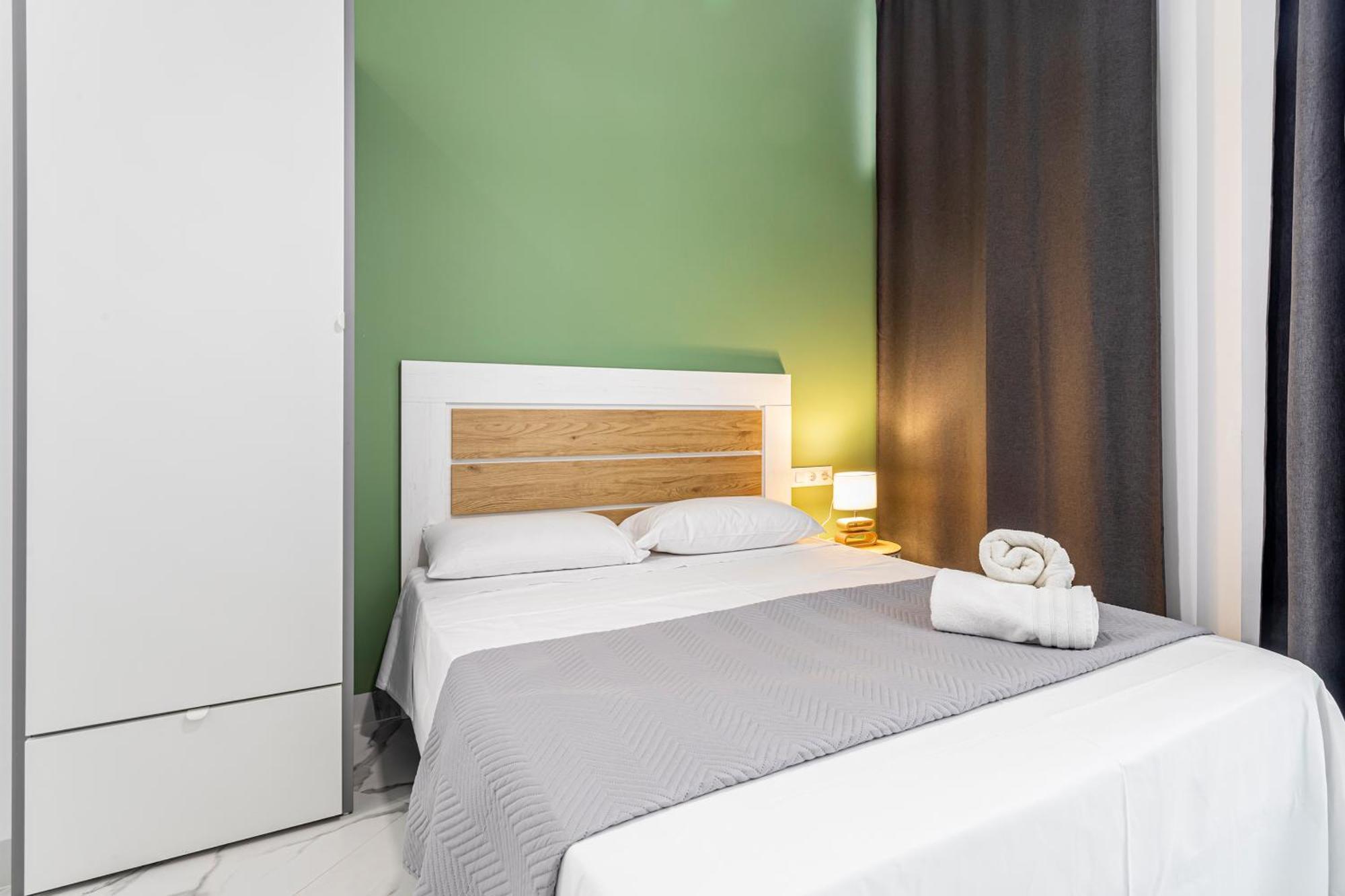 Apartamento De Estilo Moderno Hasta 5 Pax Valencia Eksteriør billede